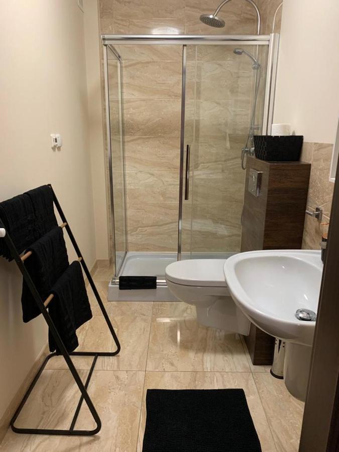 Apartament Zeglarski Vegoria Deluxe Z Widokiem Na Port Wegorzewo Exterior photo